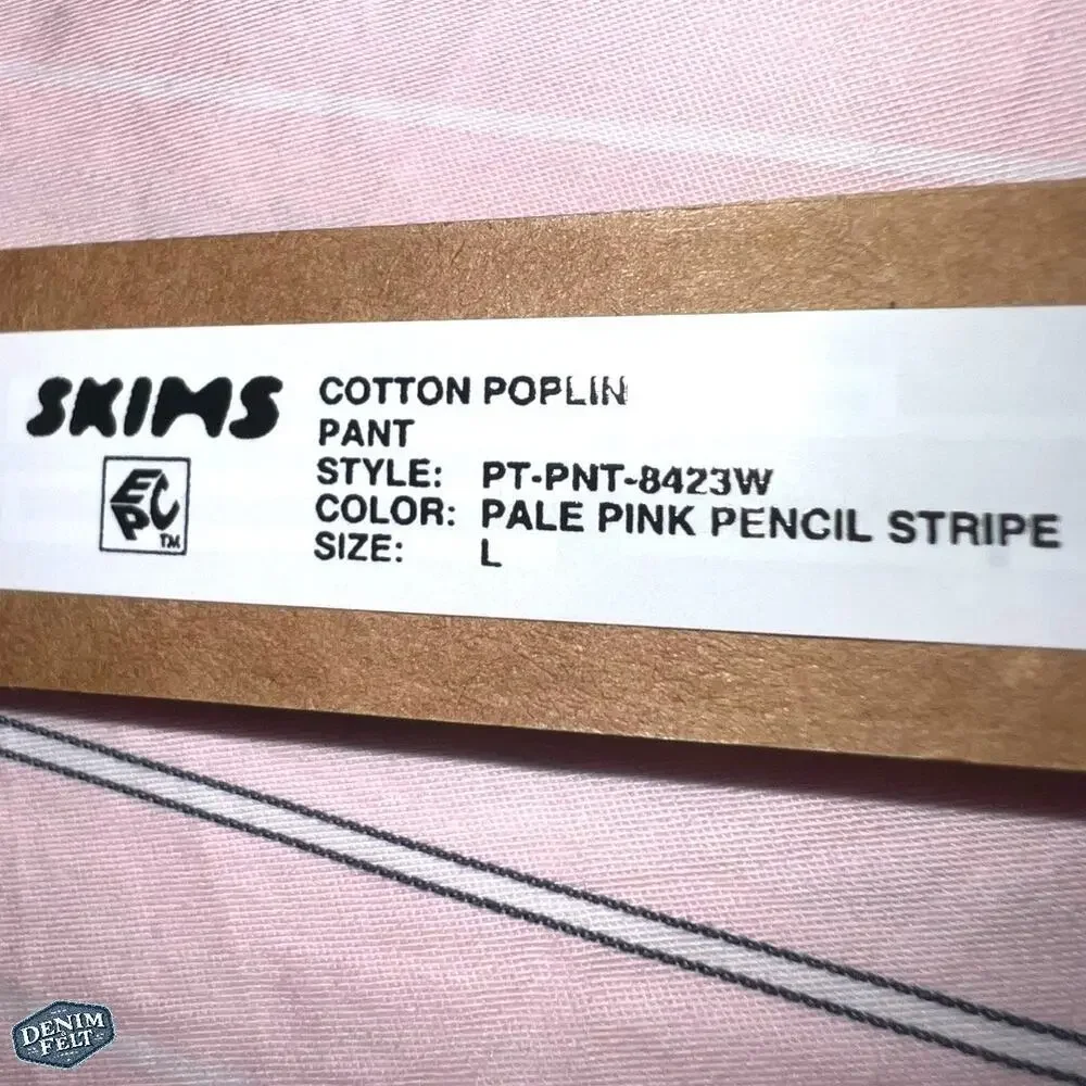 SKIMS COTTON POPLIN STRAIGHT LEG PANT | LIMITED EDITIONPALE PINK PENCIL STRIPE - Picture 10 of 10